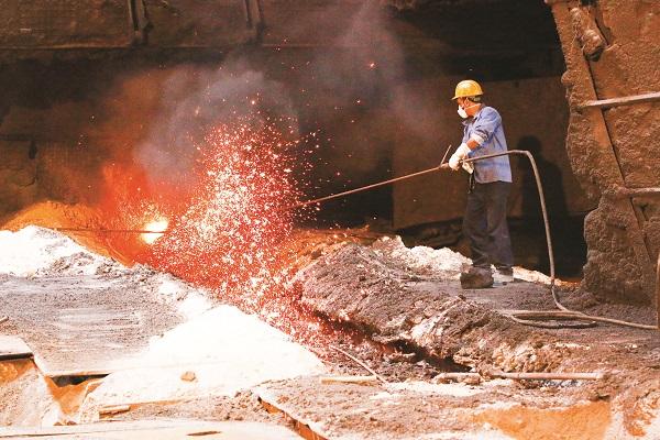 صادرات فولاد  در پیچ‌و‌‌خم چالش‌ها