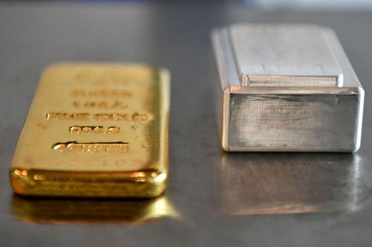 طلای جهانی در جا زد