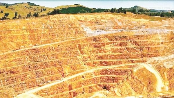 ۳گام برای توسعه سهم معدن در اقتصاد آذربایجان غربی